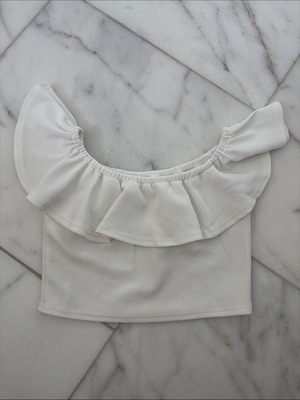 SHEIN White Off-Shoulder Ruffle Crop Top
